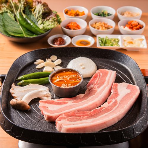 ≪お料理のみ≫本場韓国料理をリーズナブルに”【全8品】サムギョプサルコース”