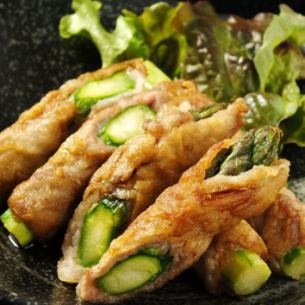 Asparagus and domestic pork belly saute
