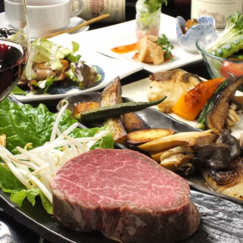 For each course such as Kuroge Wagyu beef steak, sticking to ingredients