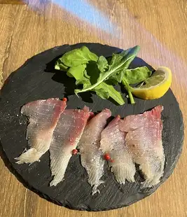 本日鮮魚のカルパッチョ　‘‘炙りスタイル‘‘
