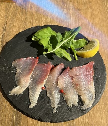 本日鮮魚のカルパッチョ　‘‘炙りスタイル‘‘