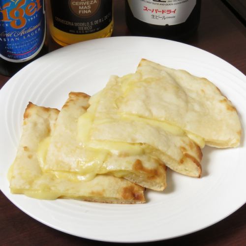 チーズナン