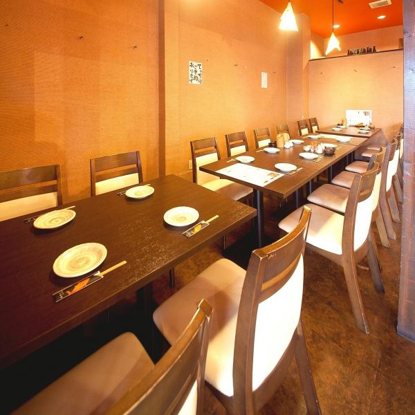 【4 people table × 4 table】 The table seat where you can sit back comfortably is a party for 4 to 16 people, for a small gathering, click here.We will make a seat according to the scene, so please feel free to use it with your family and friends ♪