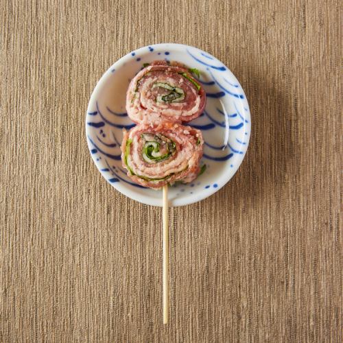 Shiso-wrapped skewers (beef)