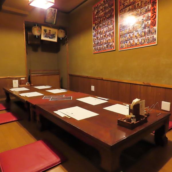 [Completely private room] We have a private room with a sunken kotatsu where you can enjoy a private time without worrying about being seen.Depending on the occasion, this space is recommended for entertaining, anniversaries, company banquets, etc.It can be used by even a small number of people, so it's perfect for a date or to celebrate a special occasion.The sunken kotatsu provides comfortable seating for your feet, so you can relax and enjoy your stay!