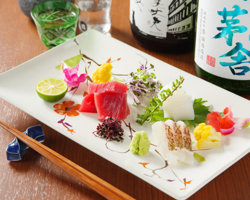 Today's fresh fish assorted 3 types of sashimi