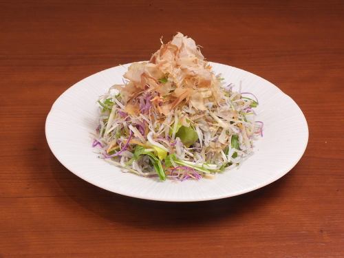 Japanese salad with 7 types of vegetables