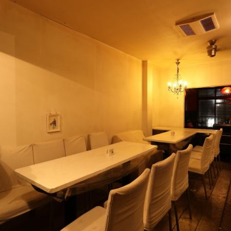 프로젝터・음향 설비 갖추어져 있습니다♪10분 전후보다 소인수로의 전세도 OK!부담없이 상담해 주십시오.(2층~옥상까지의 1동 전세는 30분까지 OK)