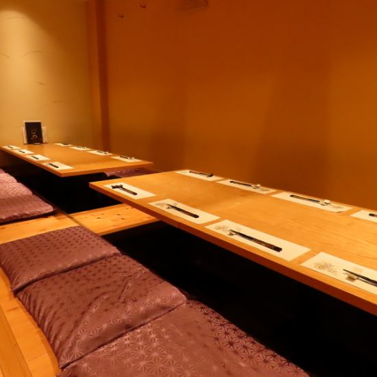 季節の食材・日本酒が豊富。木のぬくもり溢れる店内で寛ぎの時間
