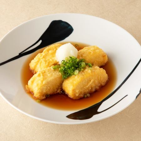 Rolled egg with dashi stock, deep-fried style