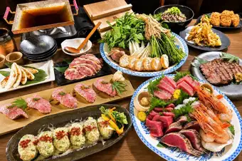【宫城县豪华盛宴套餐，包含日式香菜火锅、新鲜金枪鱼、厚切牛舌和仙台牛肉】9道菜，含120分钟畅饮：10,000日元