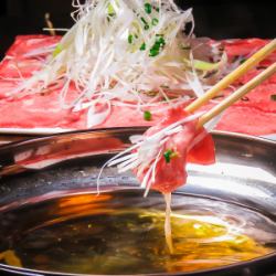 Beef tongue and white onion shabu-shabu (2 servings)