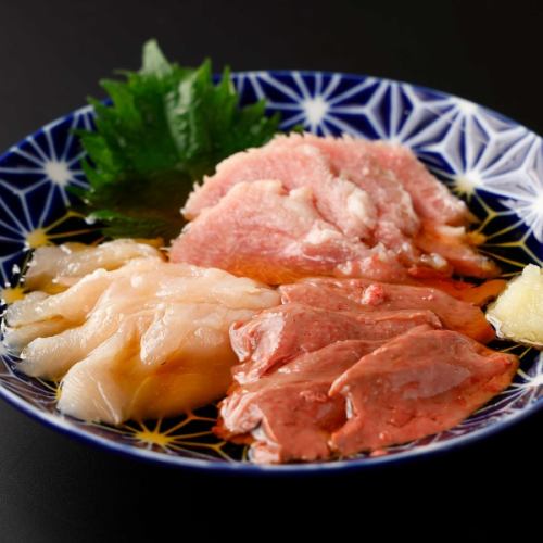 Assorted meat sashimi