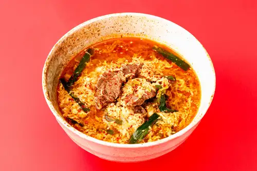 辣牛筋湯