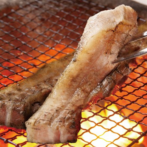 Charcoal-grilled Agu pork steak