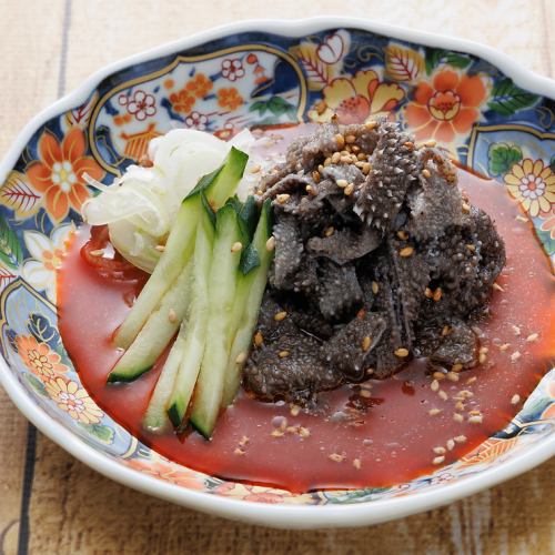 Wagyu beef omasum sashimi