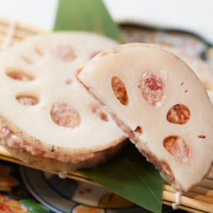 Japanese Black Beef x Lotus Root (2 pieces)