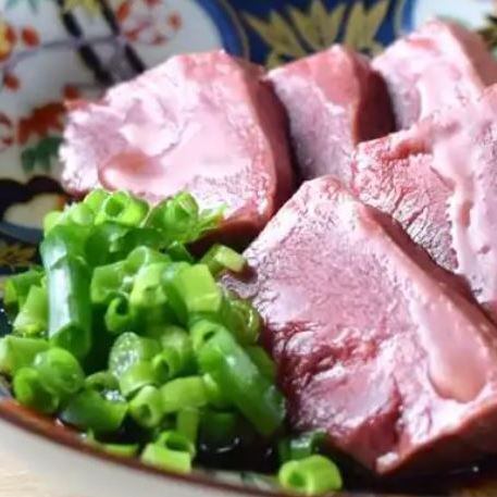 If you want to enjoy the perfect texture, try this! Hidden popular menu item: "Heart Sashimi"