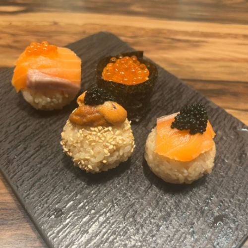 海鮮手まり寿司（4貫）