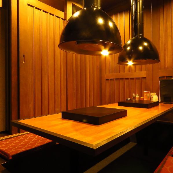 Have a yakiniku banquet in a private room with digging seats where you can relax and stretch your legs! In the private room that can accommodate 10 people or more, you can not hear the surrounding sounds, so you can talk with your friends without worrying about the voices of other customers. A special space where you can enjoy your meal.Yakiniku served in a fashionable atmosphere can be used as a reward for a little extravagant night or yourself.