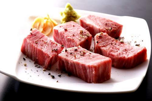 Fascinating thick-sliced loin core