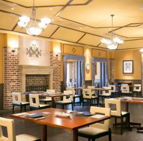 Table seating for six.The seats can be joined together to accommodate 7 to 10 people.
