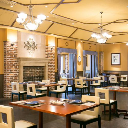 We accept reservations for the entire venue. Perfect for large banquets, parties, launch parties, and other large gatherings.