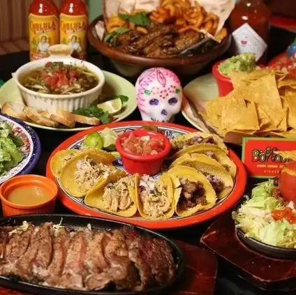 まるでメキシコに旅行に来た気分!!飲放付コース3500円~