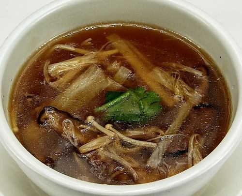 フカヒレスープ 1人前