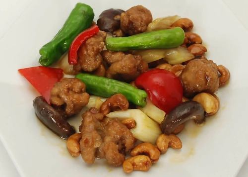 大豆肉とカシューナッツの炒め