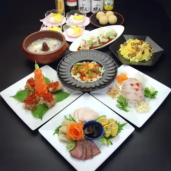 【要予約】夏の万葉(まんよう)コース鯛のお刺身やフカヒレスープなど全9品6600円(税込)