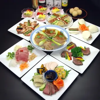 【要予約】夏の飛天(ひてん)コース◆フカヒレの姿煮込み、和牛肉のステーキ等全9品8250円(税込)