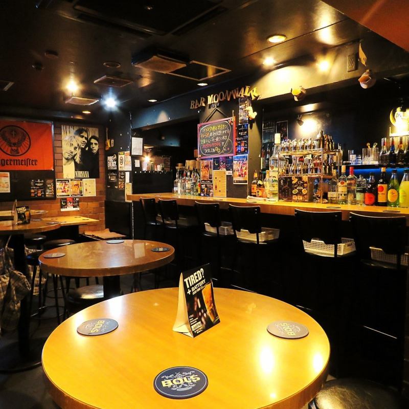 お席 バームーンウォーク Bar Moon Walk 新宿東口店