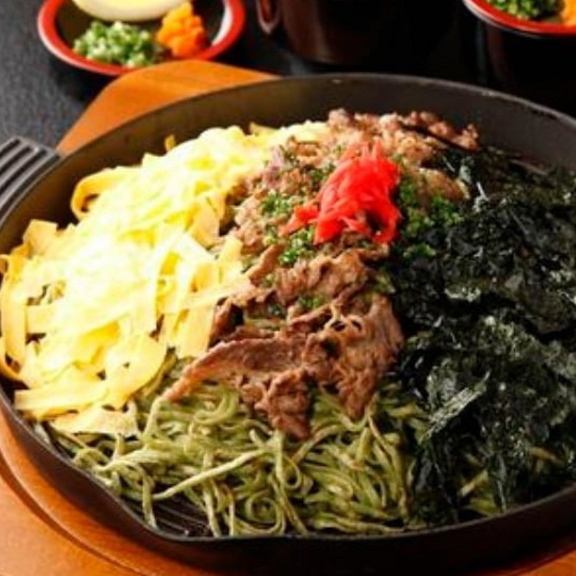 お食事だけでもOK!日本中で『焼きめん』を堪能できるのは他店を含めて2店舗だけ!