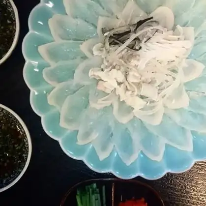 【国産とらふぐ刺定食】 お気軽にどうぞ!