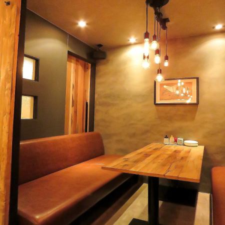 This is the only private room for a small number of people! This room can accommodate up to 6 to 8 people, but it is best for 6 people to use it! We now have.Make reservations fast!