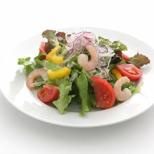 シーフードサラダ