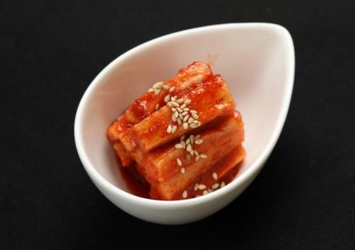 Chinese cabbage kimchi / oyster kimchi / kakuteki / green onion kimchi / Chinese yam kimchi