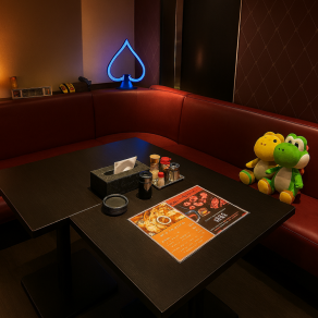 【ソファー席：７名様×１卓】