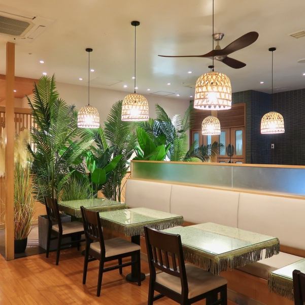 池袋東口目の前のLABI7階レストラン街にあります!!ゆったりと寛げる時間を提供致します♪