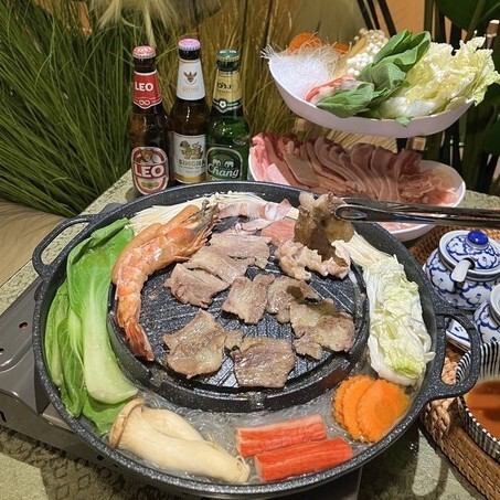 《タイ式しゃぶしゃぶ焼肉・ムーガタ》お肉と野菜を美味しく♪