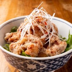 寅屋特製鶏の唐揚げ