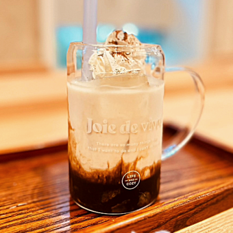 ほうじ茶わらび餅ドリンク