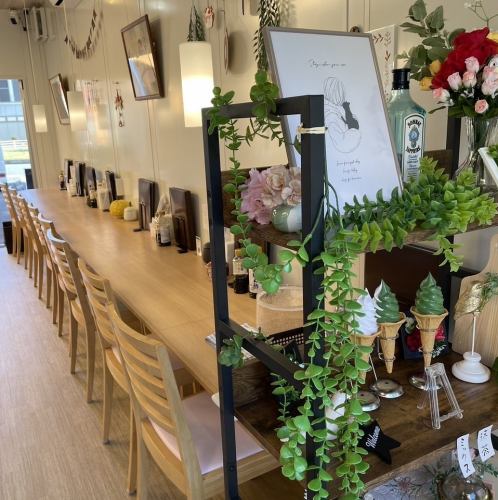 おひとり様も大歓迎!落ち着いた雰囲気のカウンター席♪