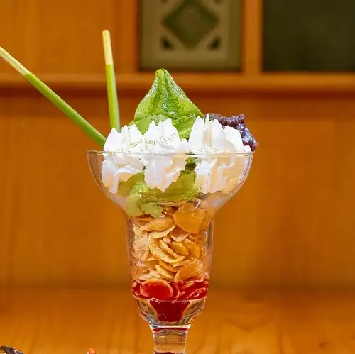 お茶屋の抹茶パフェ