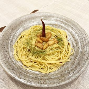 ゴロゴロにんにくのペペロンチーノ