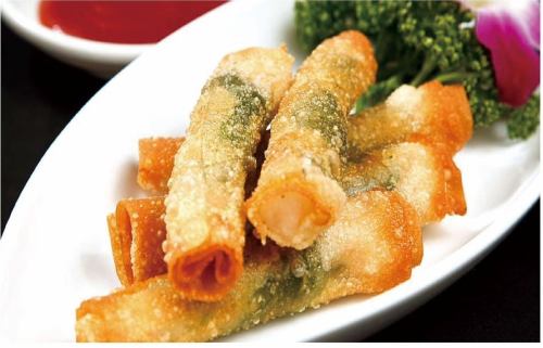 鶏皮のパリパリ揚げ/エビの大葉巻き 各