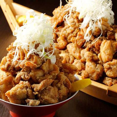 当店名物のバカ盛り＆大バカ盛り！圧倒的なボリューム！