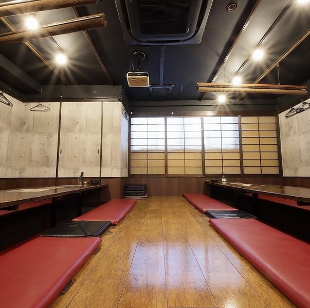 A sunken kotatsu table that can hold a banquet for up to 35 people.Private rooms can be used as well, making them ideal for company banquets! Large private rooms are very popular!