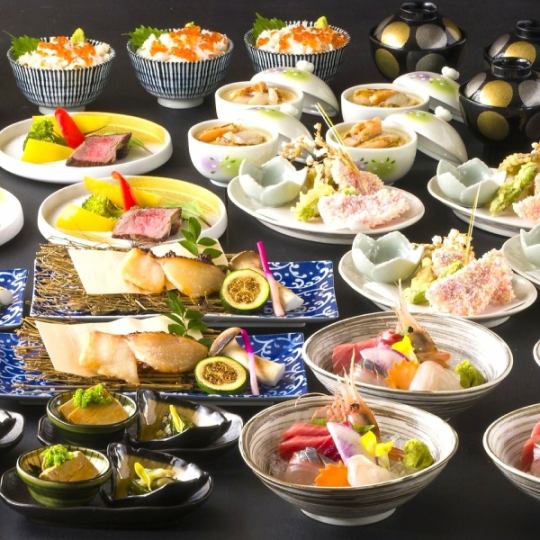 一月特惠!四种海鲜拼盘、北海道牛里脊牛排、双色压制寿司。7000日元畅饮120分钟。